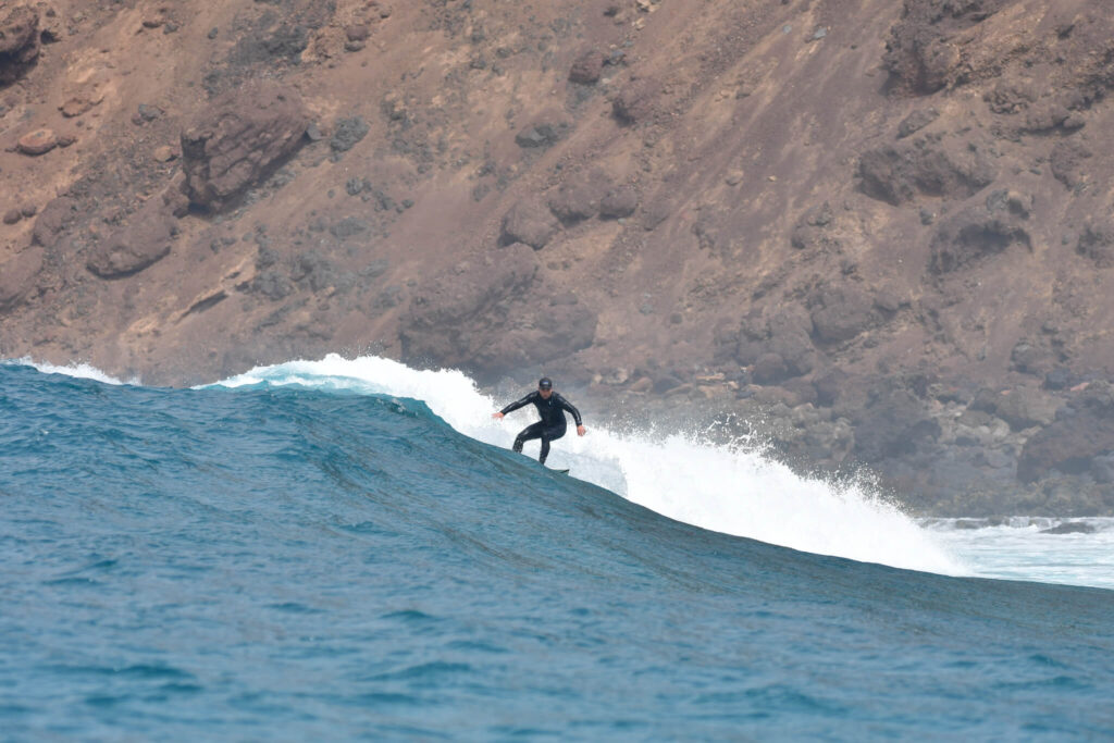 Fuerteventura nazywana jest też Wyspą wiatrów i Wyspą surferów