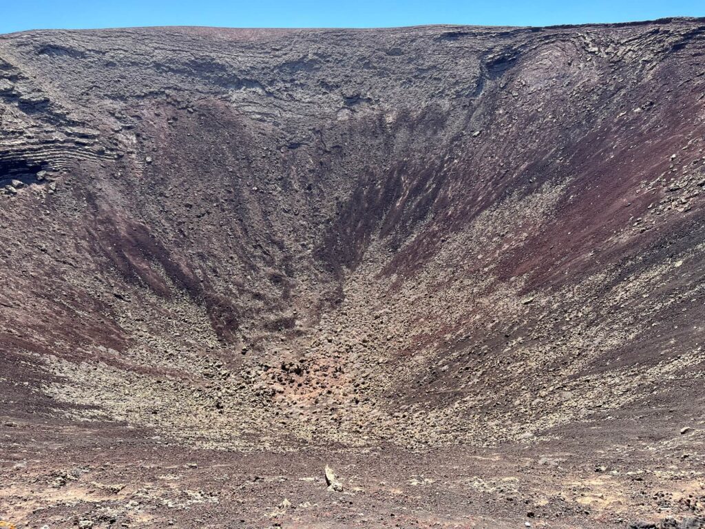 The crater of the Calderón Hondo volcano.